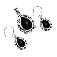 Black Opulence Silver Pendant  Earrings Set