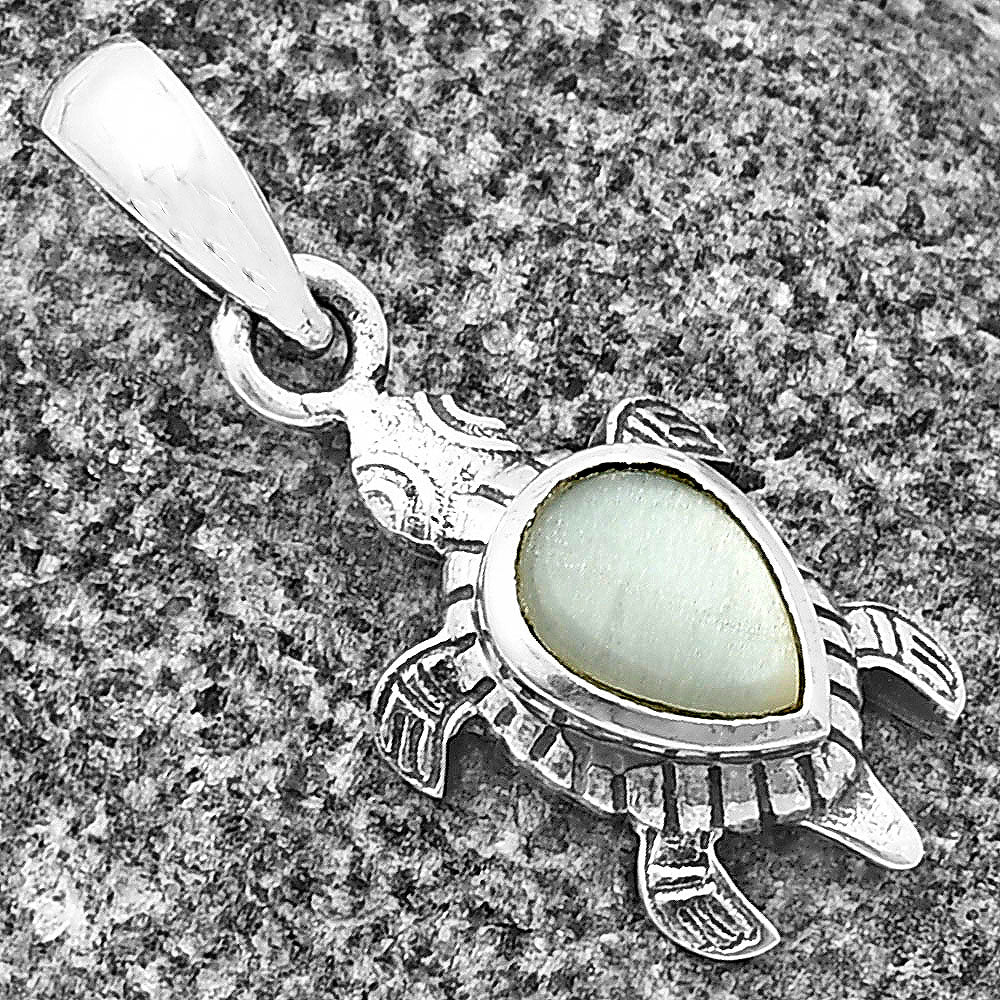 Tortoise - Srilankan Moonstone 925 Sterling Silver Pendant Jewelry DGP1011_C