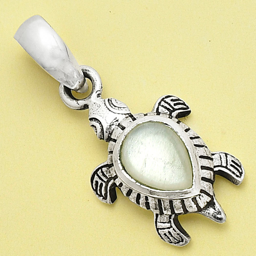 Tortoise - Srilankan Moonstone 925 Sterling Silver Pendant Jewelry DGP1011_C